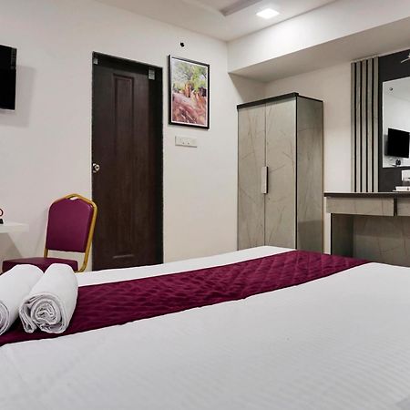Hotel Orchard Park Pune Esterno foto