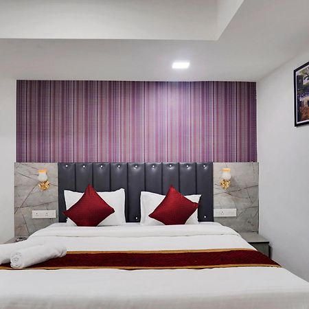 Hotel Orchard Park Pune Esterno foto