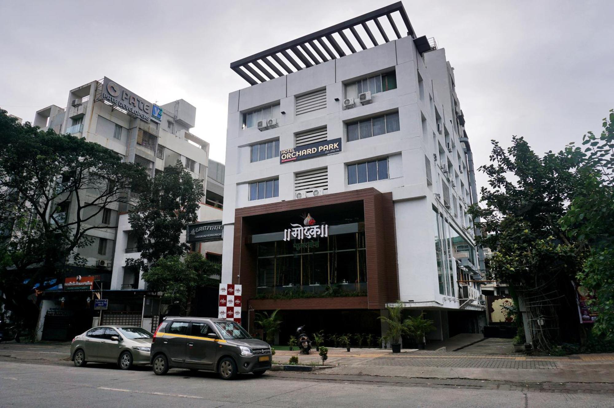 Hotel Orchard Park Pune Esterno foto