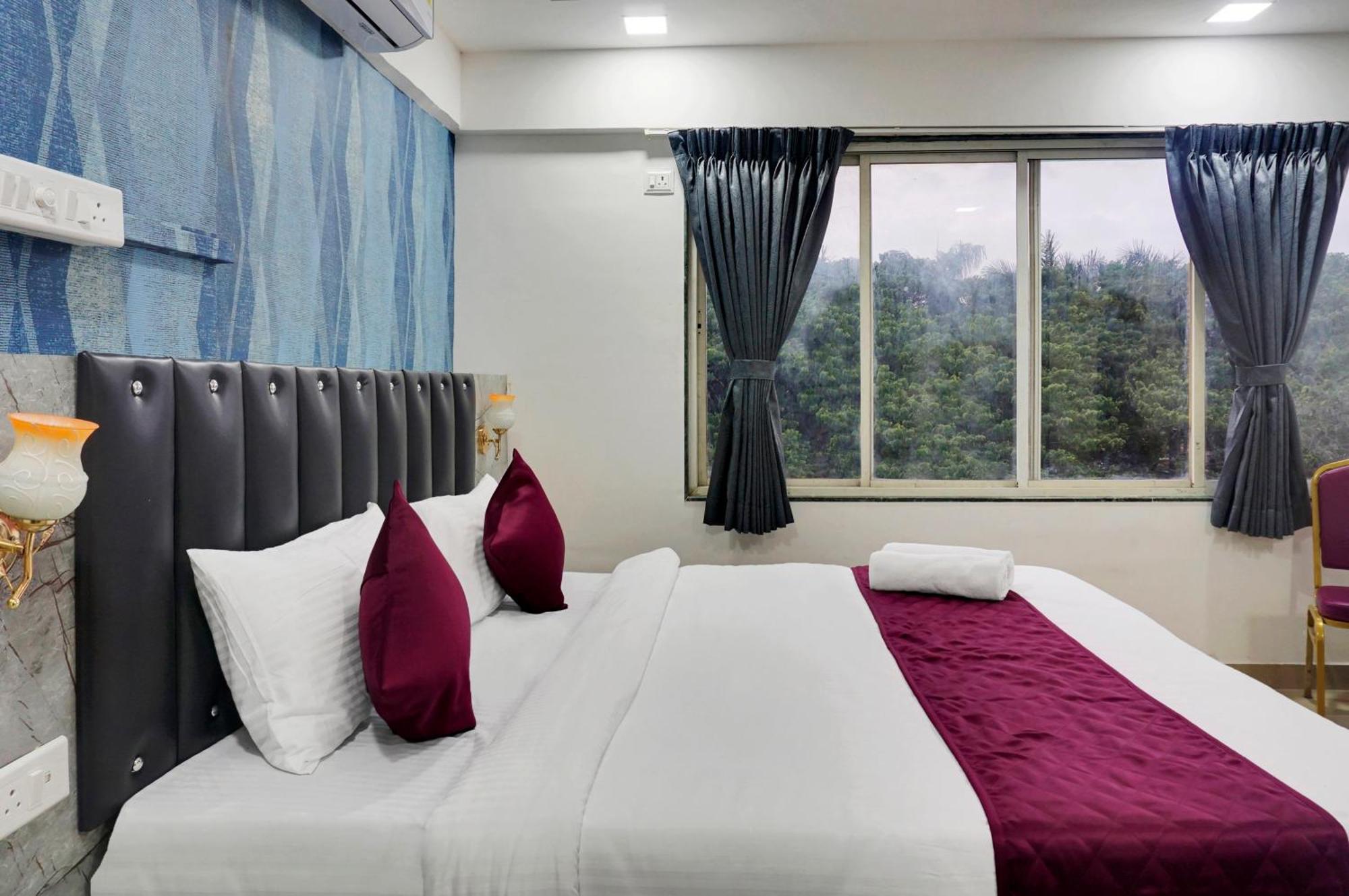 Hotel Orchard Park Pune Esterno foto
