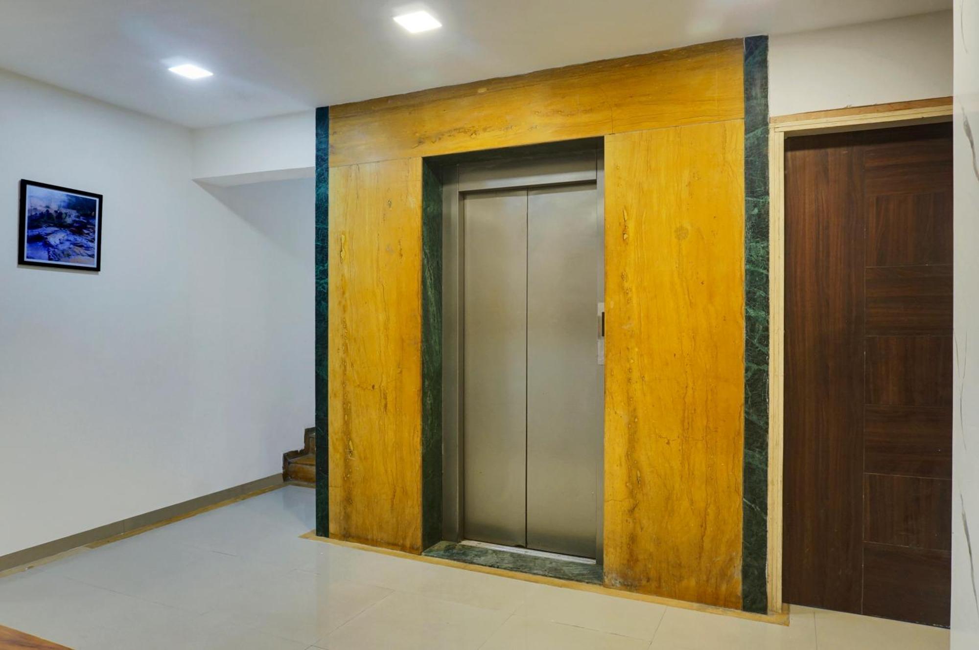 Hotel Orchard Park Pune Esterno foto