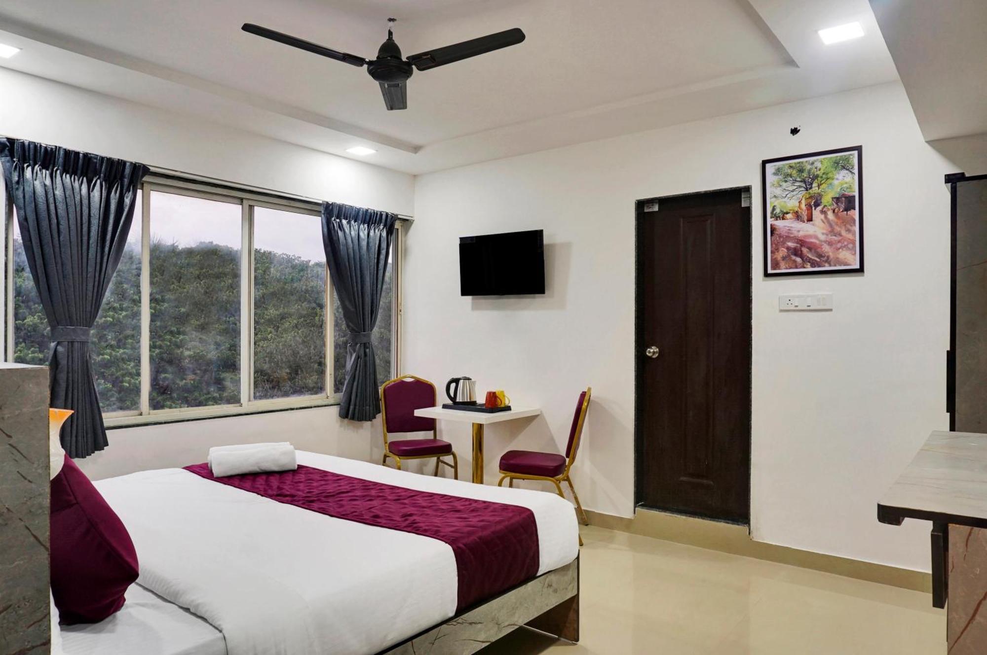 Hotel Orchard Park Pune Esterno foto