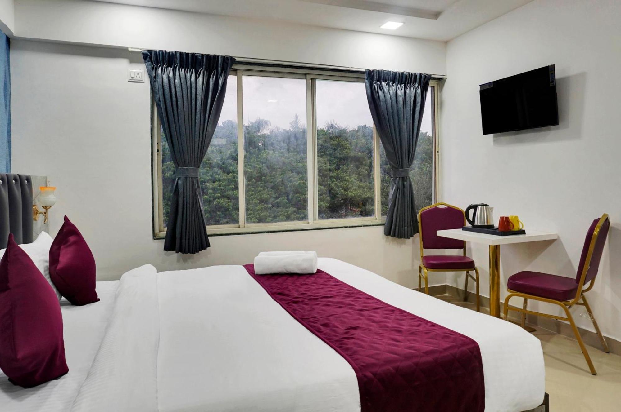 Hotel Orchard Park Pune Esterno foto